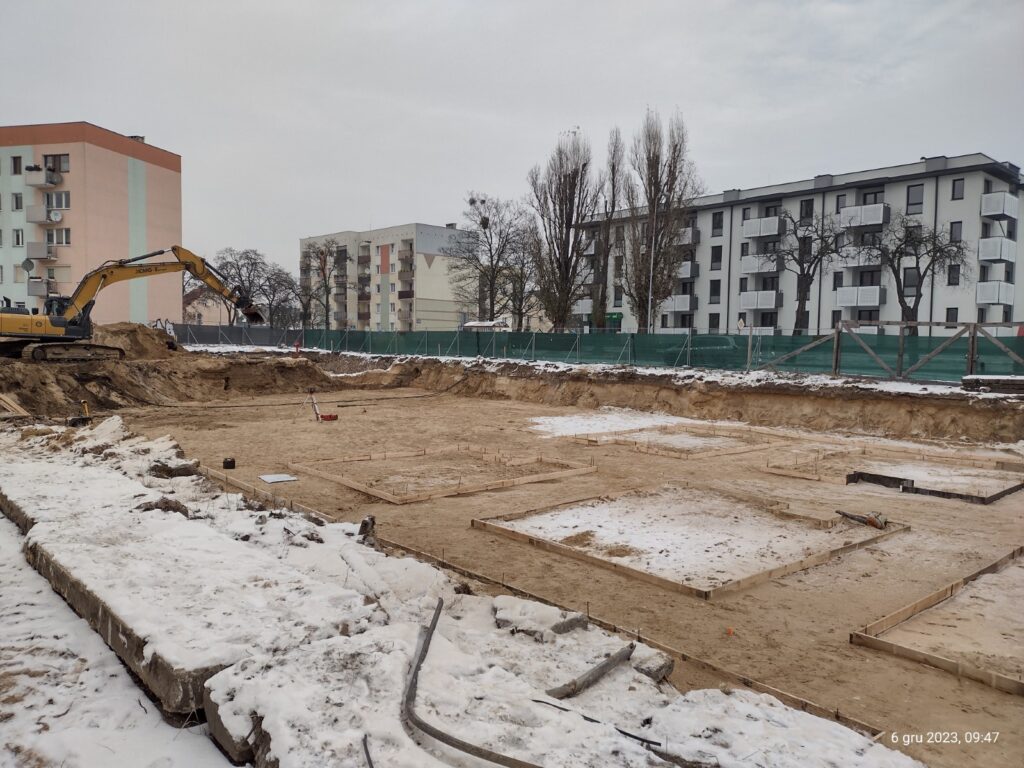 Budowa budynków mieszkalnych w Kostrzynie nad Odrą.